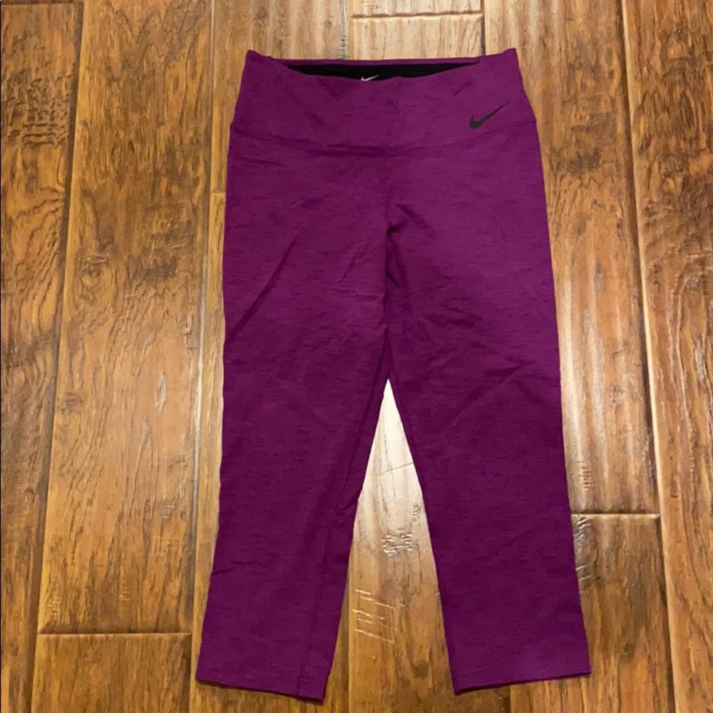 Nike Crop Dry Fit Leggings